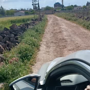 İşıldar Köyü Yolları Çökük, Ulaşım Felç Oldu