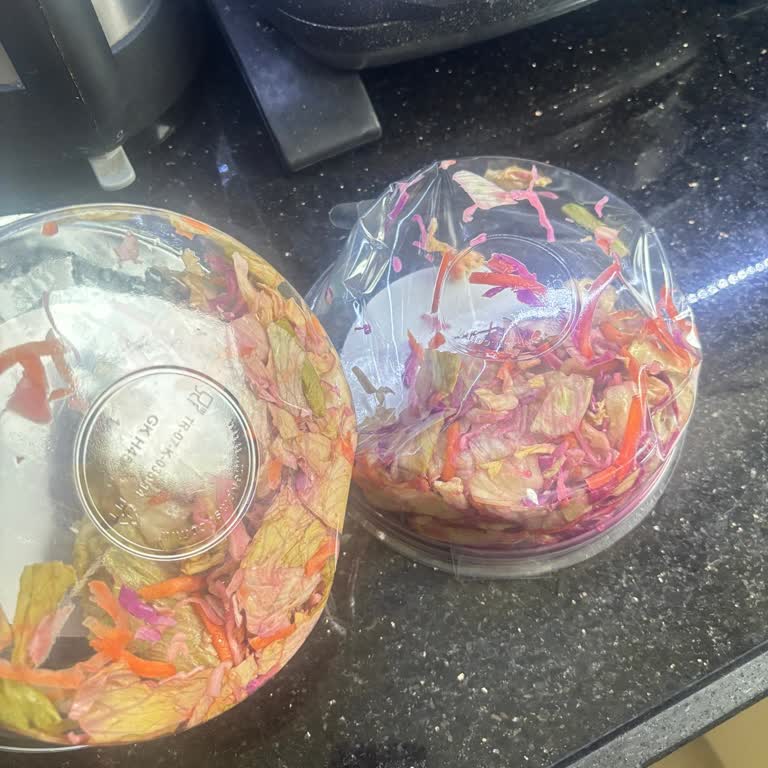 Migros Hemen'den Çürük Salata Mix Ürünü İçin Koşulsuz İade Ve Ürün Alım Talebi