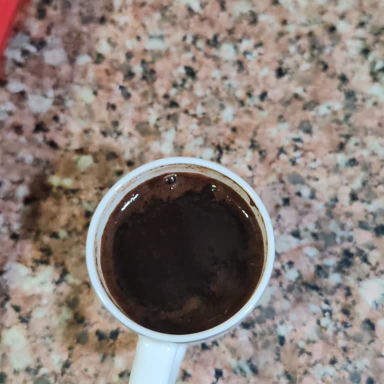 Kahve Makinesinden Köpüksüz Ve Çiğ Tadı Gelen Ürün İçin Para İadesi Talebi