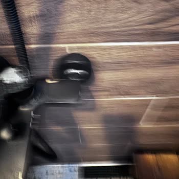 Newarc Musluk Ve Duş Bataryasında Boya Soyulması Ve Hortum Patlaması