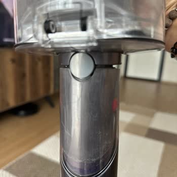 Dyson Gen5 Süpürge Boru Ve Gövde Açıklığı İçin Ücretsiz Onarım Ve Değişim Talebi