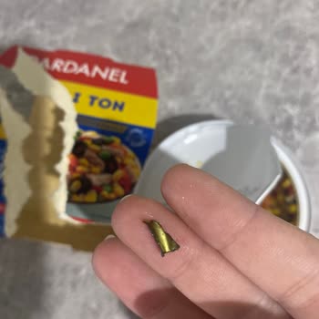 Dardanel Konserve İçinde Metal Parça Bulunması