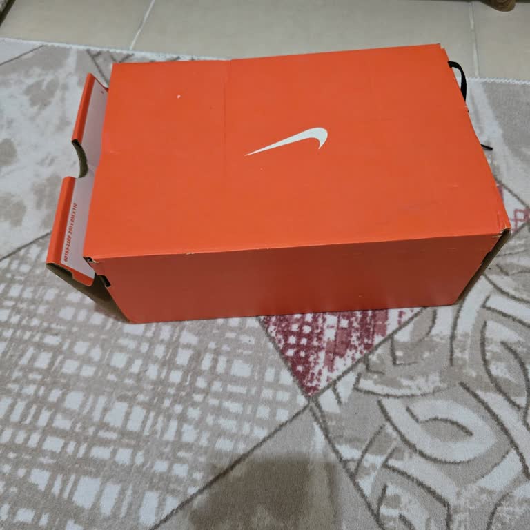 Boyner Siparişinde Skechers Çorap Eksik Gönderildi