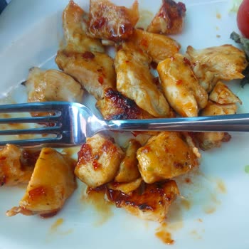 Tavuk Dünyası Kemeraltı Şubesinde Eksik Soslu Ve Küçük Porsiyon Hayal Kırıklığı