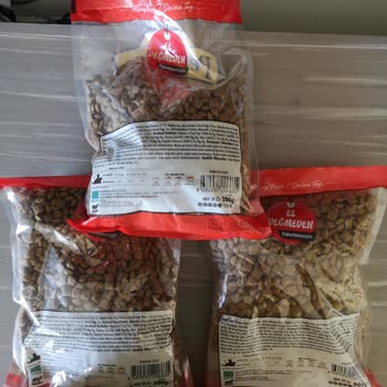 Carrefour'dan Aldığım Kedi Maması Kedimi Hasta Etti, İlgisiz Ve Yetersiz Destek