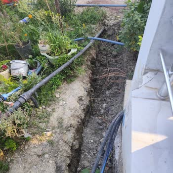 Aksa Gaz Ekiplerinin Kazı Sonrası Alanı Düzgün Kapatmaması Ve İlgisizliği