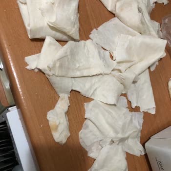 Tamköy Yufkasının Birleşik Ve Kullanılamaz Olması Müşteriyi Mahcup Bıraktı