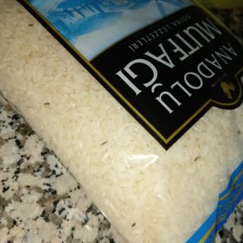 Şok Markette Satılan Pirinçte Böcek Ve Ağ Görüldü İade Talebi