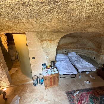 ETS Tur Ve Otelde Yanıltıcı Rezervasyon Ve Hijyen Sorunları Nedeniyle Ücret İadesi Talebi