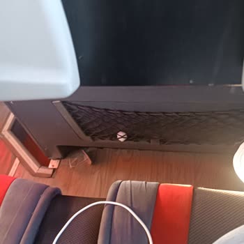 Temizlenmemiş Otobüs Ve Dar Koltuklar Nedeniyle Hayal Kırıklığı
