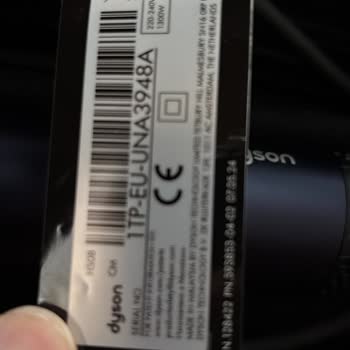 Dyson Airwrap Kalın Bukle Başlığının Ücretsiz Garanti Değişimini Talep Ediyorum