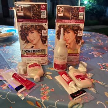 L’Oreal Saç Boyası Kutularında Eksik Boya Tüpü Ve Oksidan Şişesi