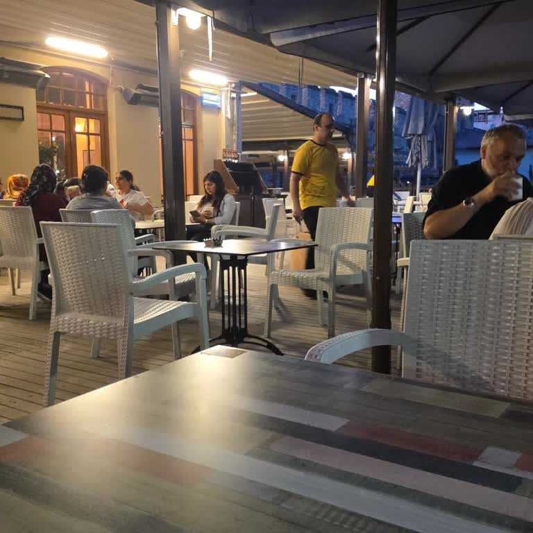 Gülhane Şubesi Erken Kapatılıyor, Kahve Servisi Reddediliyor