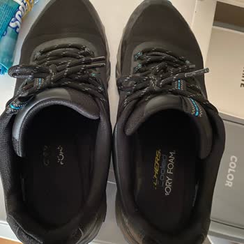 Skechers Ayakkabılarda Kısa Sürede Koku Ve Yıpranma, İade Bekleniyor