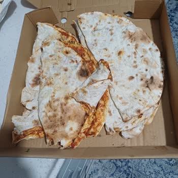 Yoğun Kötü Kokulu Lahmacun Ve Hijyen Endişesi İade Talebi