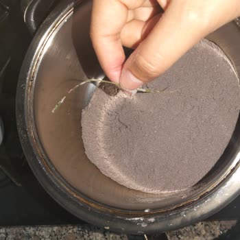 Daphne Kakaolu Pudingde Çimen Benzeri Yabancı Madde Çıktı