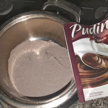 Daphne Kakaolu Pudingde Çimen Benzeri Yabancı Madde Çıktı