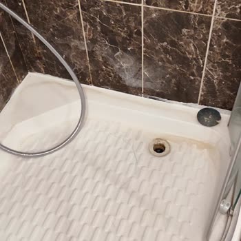 Etstur Otelde Tek Yangın Merdiveni Ve Çalışmayan Duman Sensörleri İhmali
