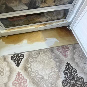 Sık Elektrik Kesintileri Nedeniyle Buzdolabım Bozuldu Ve Altyapı Yenilenmeli