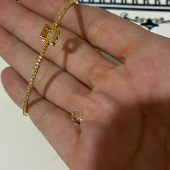 Swarovski Bilezikte Taşların Düşmesi Ve Değişim Talebi
