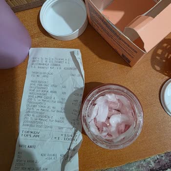 Gratis Açılmış Ve Kullanılmış Celenes Kapsül Somon DNA Yüz Kremi İçin Yeni Ürün Talebi