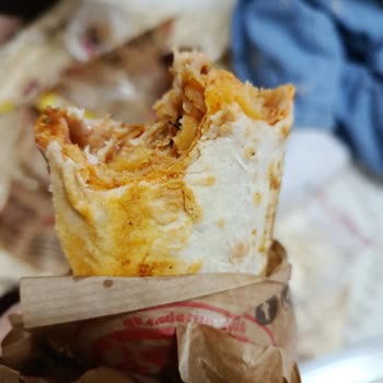 Öykü Döner Şubesinde Kuru Ve Eksik Malzemelerle Gelen Paket Servis