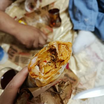 Öykü Döner Şubesinde Kuru Ve Eksik Malzemelerle Gelen Paket Servis