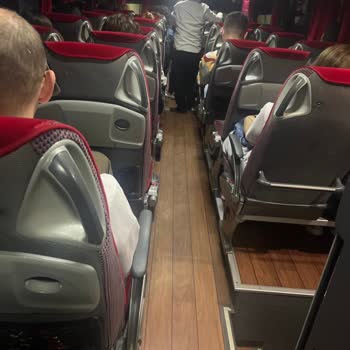 Kamil Koç Seferinde Eski Otobüs, Uzun Rötar Ve Bilgilendirme Eksikliği İade Talebi