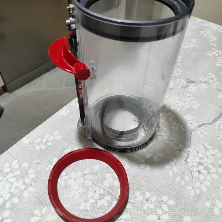 Dyson V15 Toz Haznesi Contası Erken Arızalandı, Garanti Dışı Ücretsiz Değişim İstiyorum