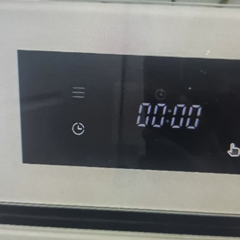 Silverline Ankastre Fırında Dokunmatik Ekran Çalışmıyor Ve Sürekli Bip Ses Çıkıyor