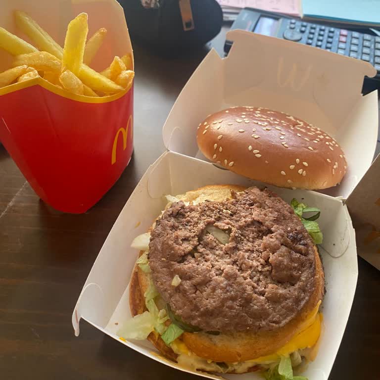 McDonald’s Order Missing Drinks and Poor Big Mac Quality