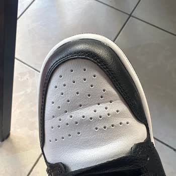 Nike Jordan Air 1 Low Ayakkabısında Erken Bozulma Ve Orijinallik Şüphesi