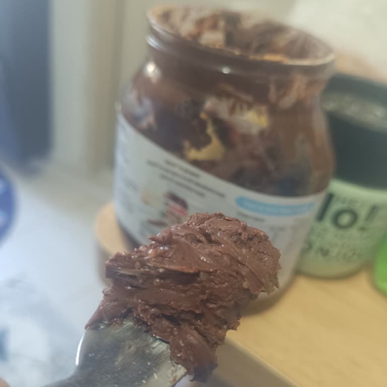 Nutella Kavanozunda Böcek Yumurtası Görüldü Sağlık Ve Hijyen Endişesi
