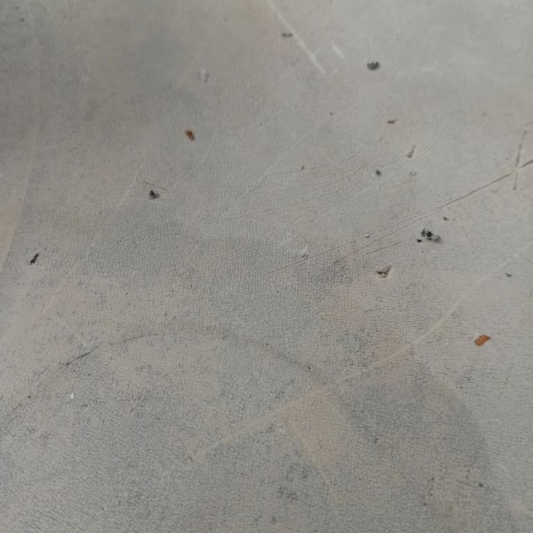 Sigara İçindeki Odun Parçaları Yangın Riski Oluşturuyor