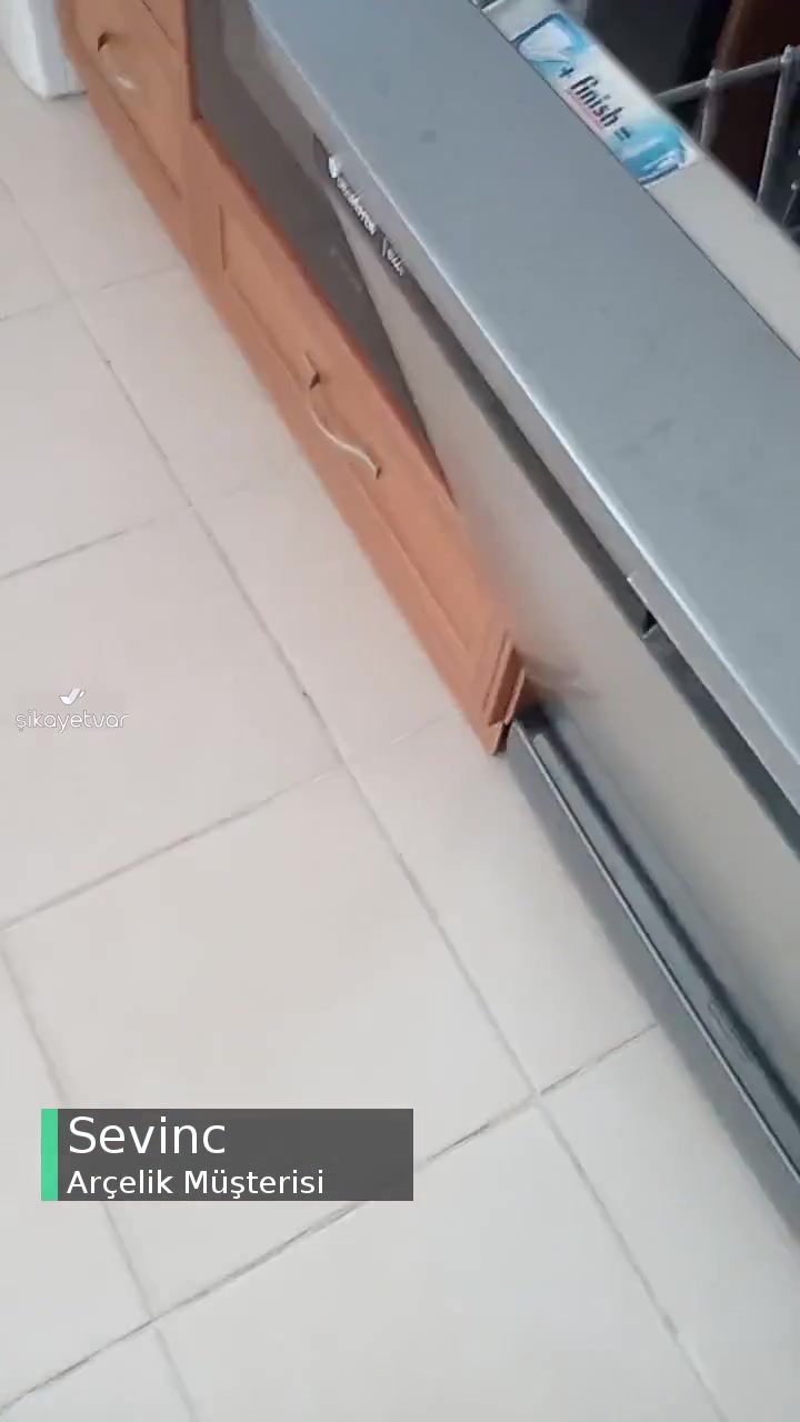 Arçelik Kapaklardaki Büyük Lekeler videonun kapak resmi