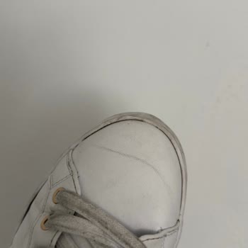 Guess Ayakkabısının Dikişleri Kısa Sürede Açıldı İade Talebi