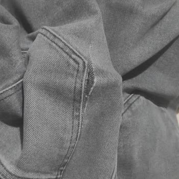 Milla Jeanları Kağıt Gibi, Hızla Yırtılıyor