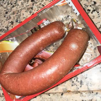Irmaklar Market’ten Uzun Son Kullanma Tarihli Küflü Sucuk