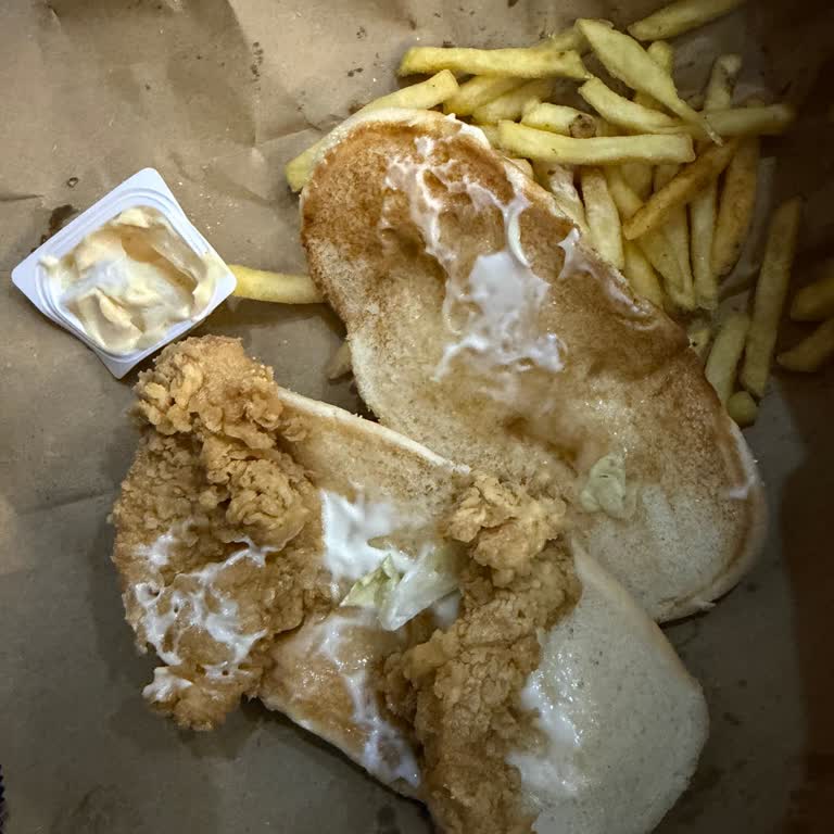 Siparişte Boş Burger Şikayeti Ve İade Talebi
