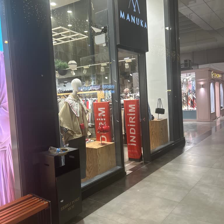 Manuka Mağazasında Aşırı Sigara Dumanı Ve Kötü Koku