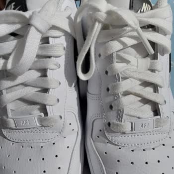 Nike Air Force 1'de Çatlamalar: Mağaza Red Kararı Ve İade Talebi