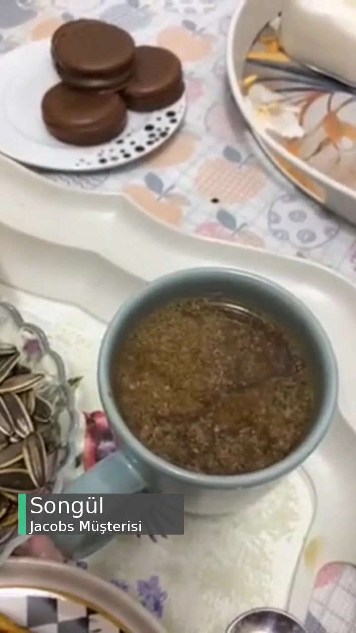 Jacobs 3'ü 1 Arada Çözülmüyor Suda! videonun kapak resmi