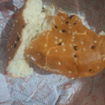 Migros Yemek’te Çiğ Tavuk, Dağılmış Ekmek Ve Eksik Malzeme