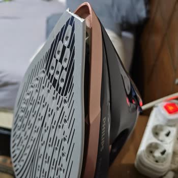 Philips Azur 7500 Ütünün Alt Tabanı Kırıldı Ve Garanti Kapsamında Parça Değişimi Talebi