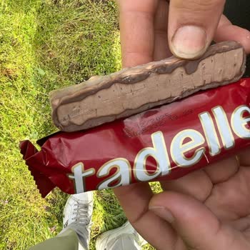 Geçmiş Tarihli Çikolata Satışı Ve İade Reddi Mağduriyeti