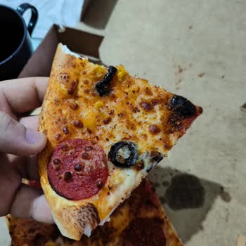 Domino’s Pizza’da Malzeme Eksikliği Ve Kalitesiz Sunum