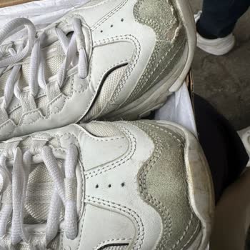 Skechers D'Lites Ayakkabısında Üretim Hatası Nedeniyle Açılma Ve Sökülme