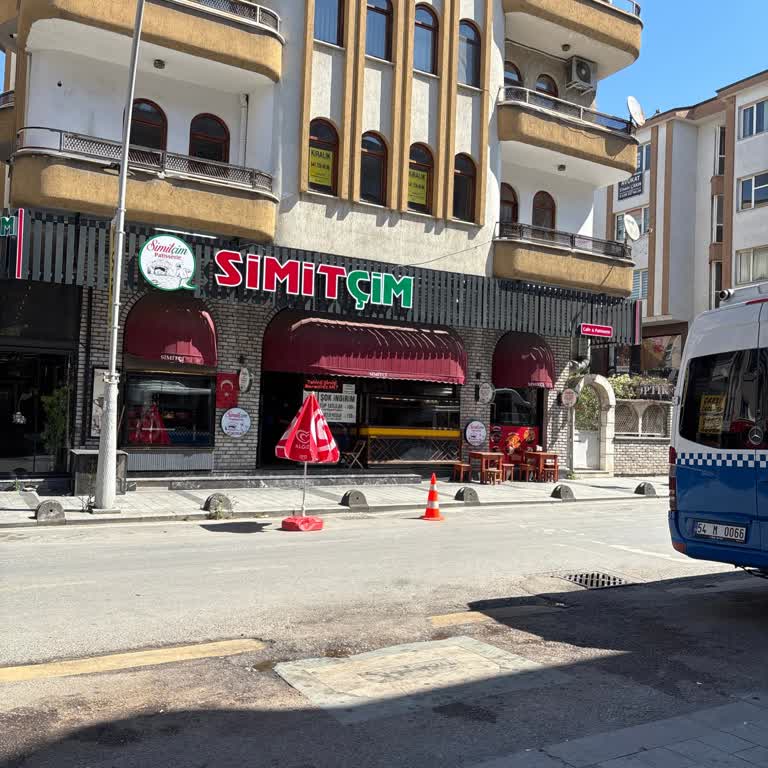 Pazar Günleri Altınova Minibüs Seferlerinde Sürekli Gecikme Ve Yokluk