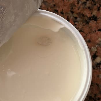 Son Kullanma Tarihi Geçmemiş Protein Yoğurdunda Küf Tespit Edildi