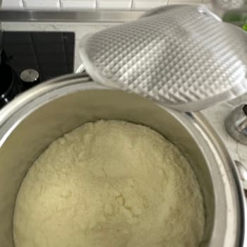 Hipp Bebek Mamasında Yarı Boş Paketler Ve Aşırı Fiyat Şikayeti